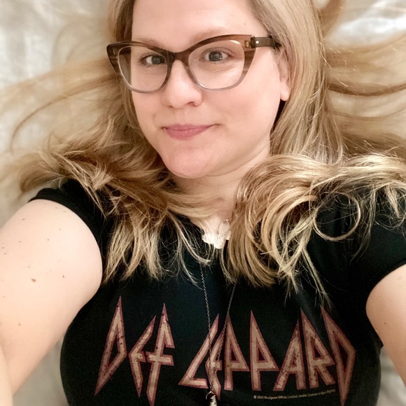 Meet your Posher, Beth - Picture 1 of 1